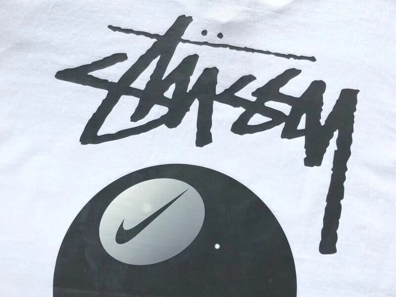 Camiseta x Stuss 8 Ball