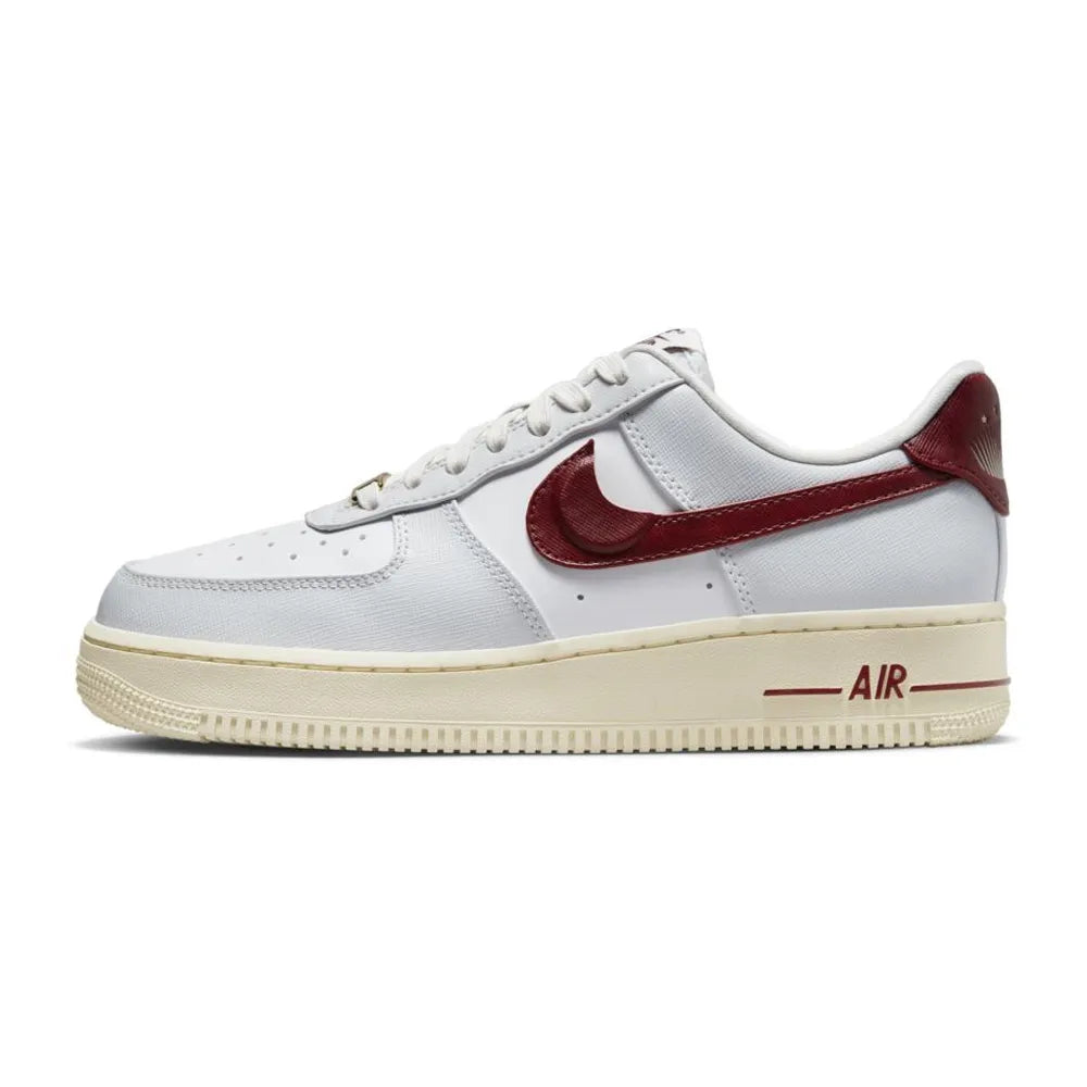 Tênis Branco IceBlood com Detalhe Red Strike